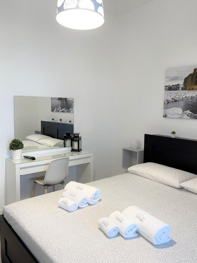נאפולי Chilometrozero Luxury Apartment מראה חיצוני תמונה
